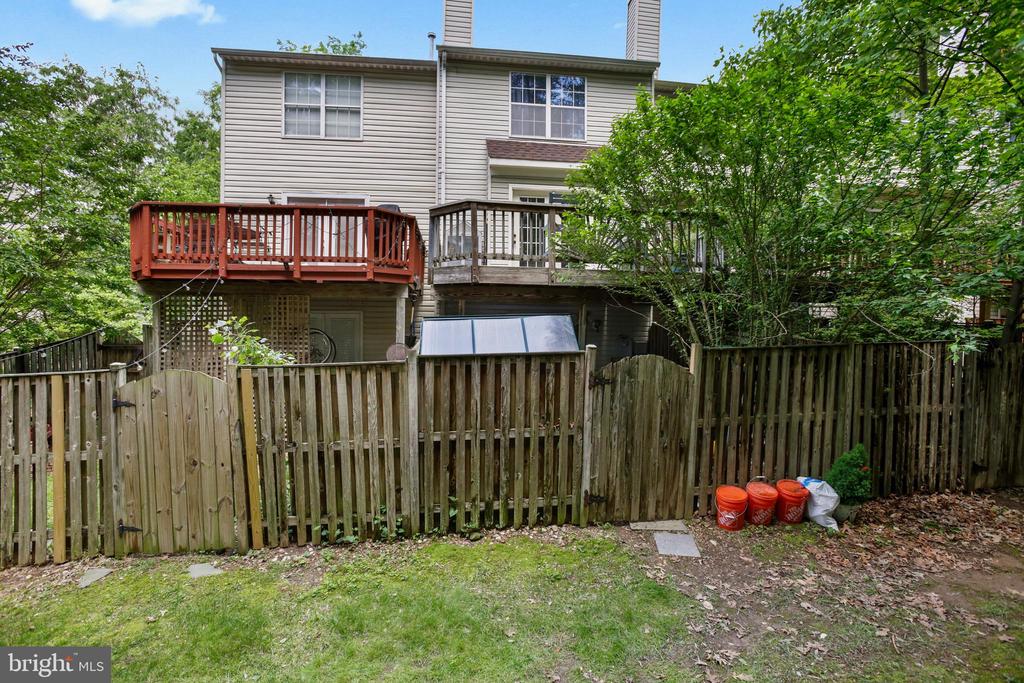 5690 WHITE DOVE LANE