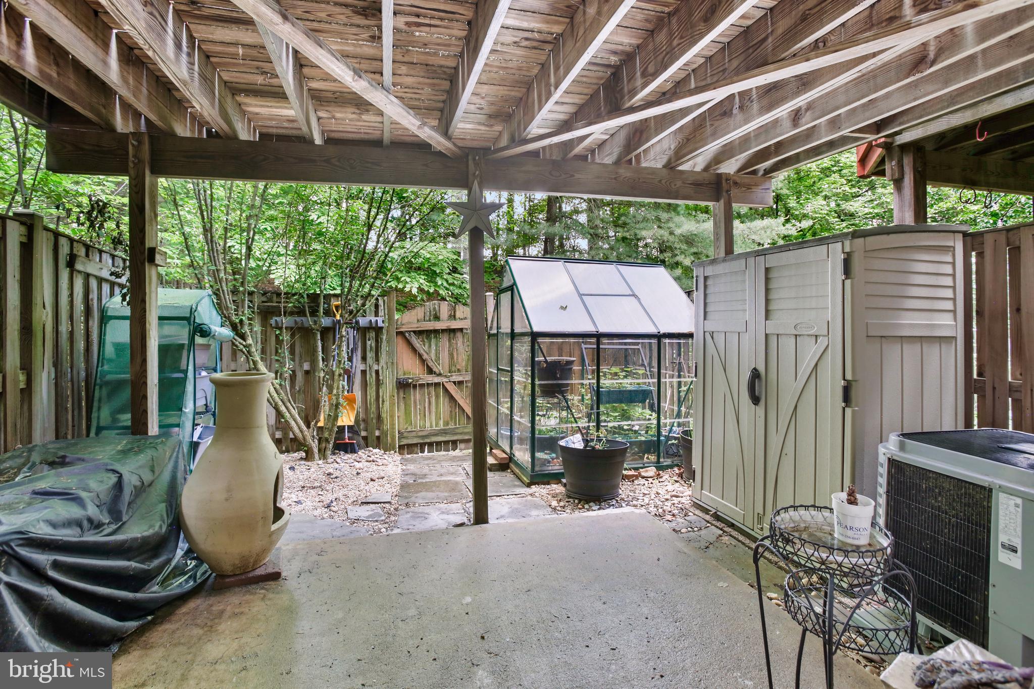 5690 WHITE DOVE LANE