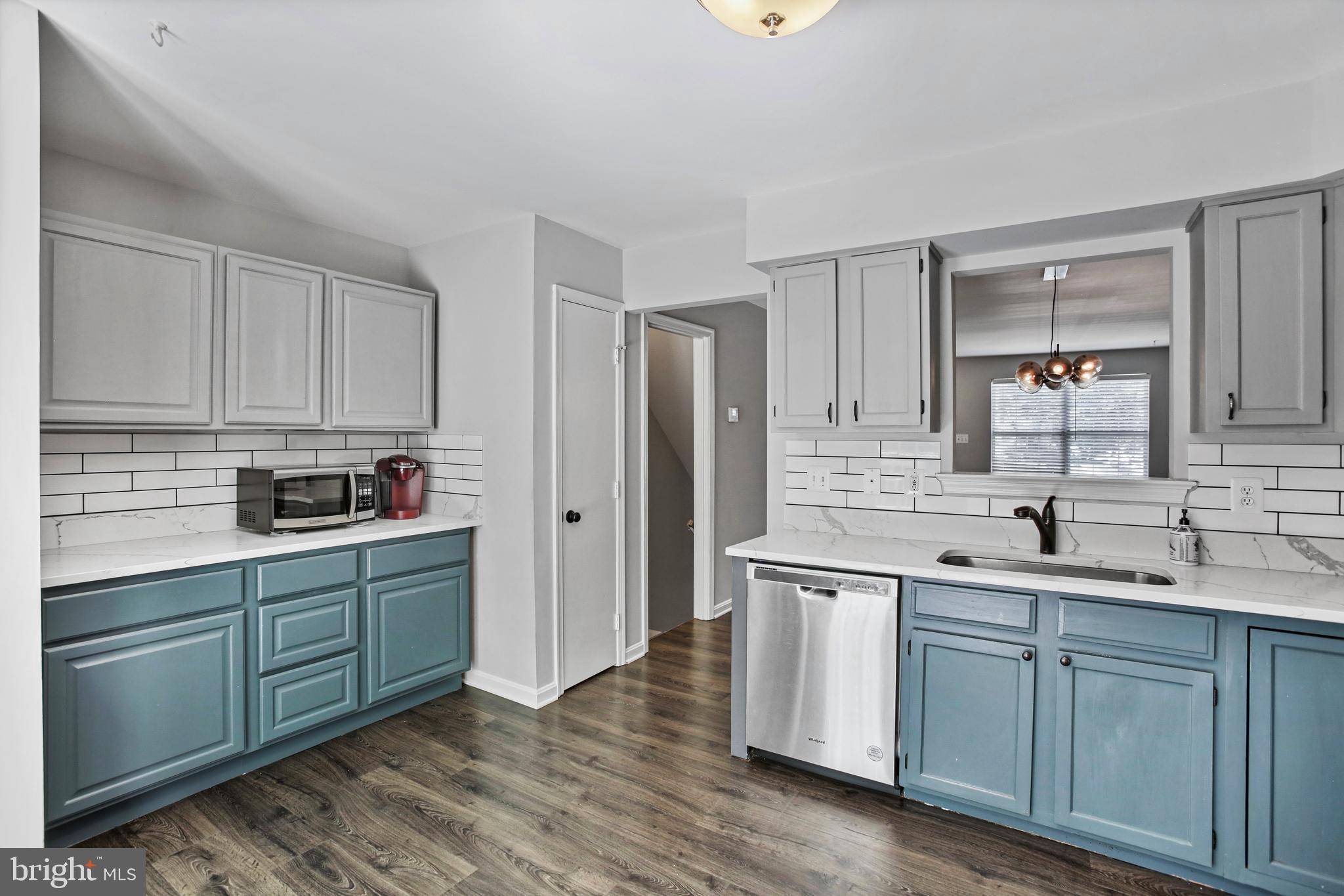 5690 WHITE DOVE LANE