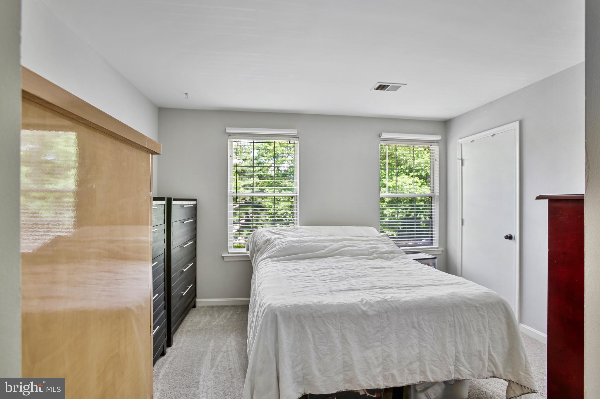 5690 WHITE DOVE LANE