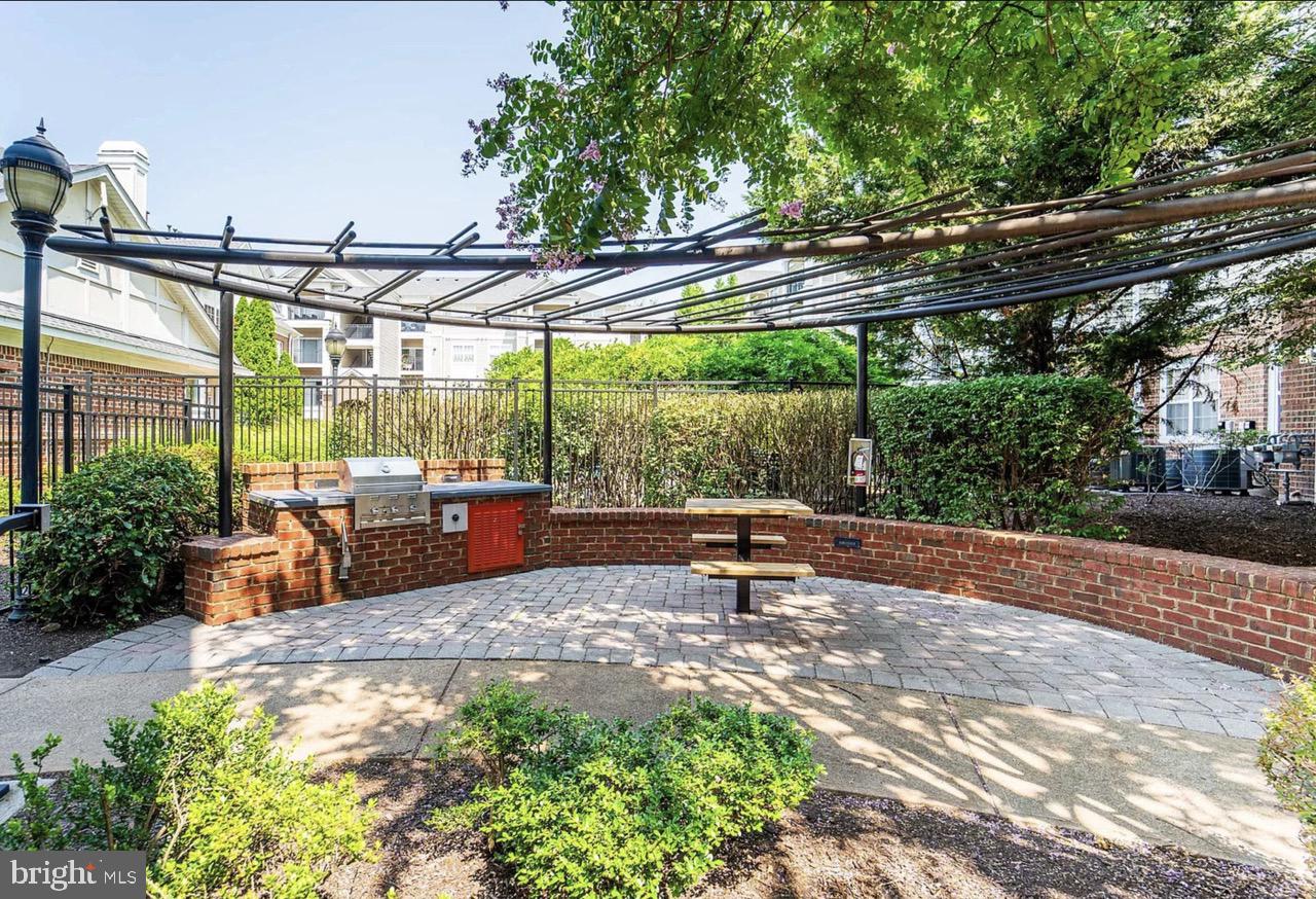 12925 CENTRE PARK CIRCLE 106