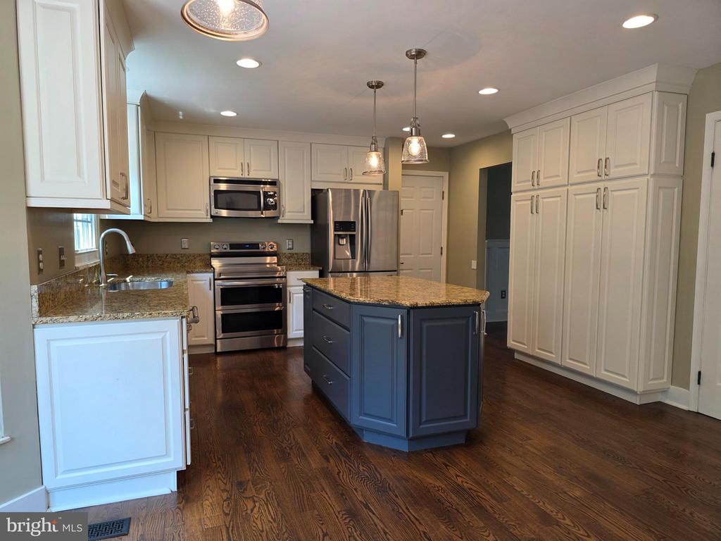 12529 DARDANELLE COURT