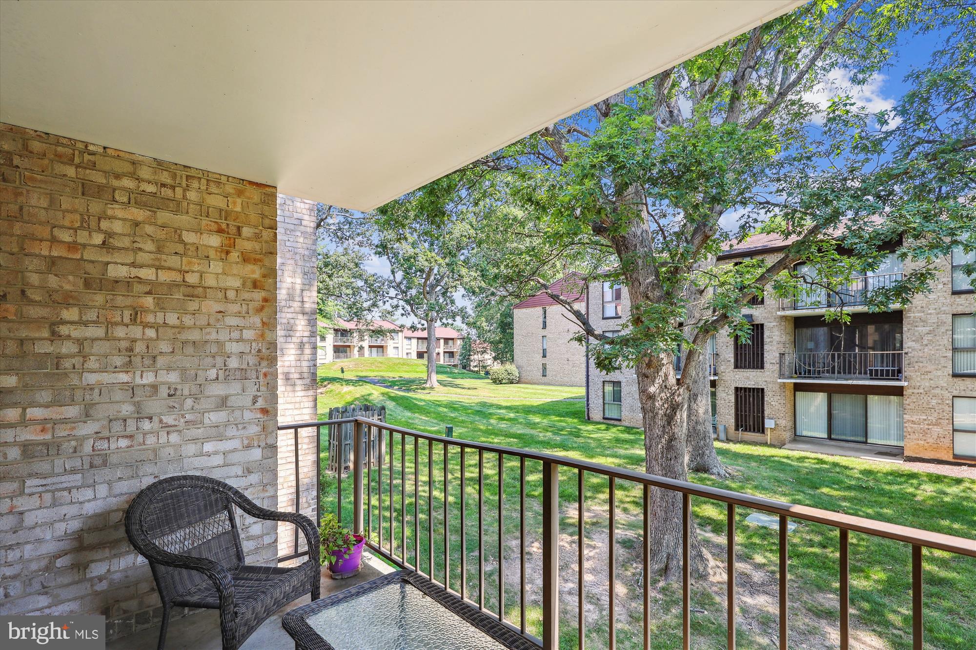 2032 ROYAL FERN COURT 11A