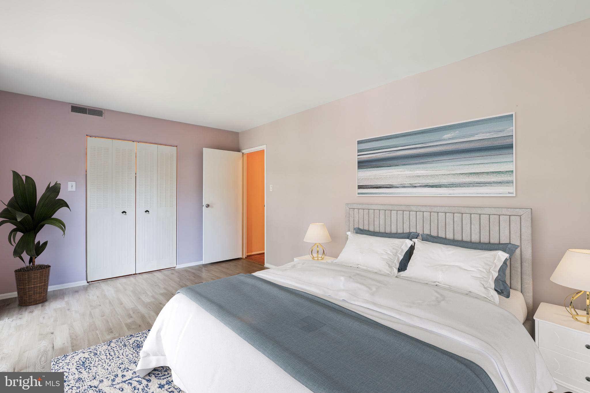 2032 ROYAL FERN COURT 11A