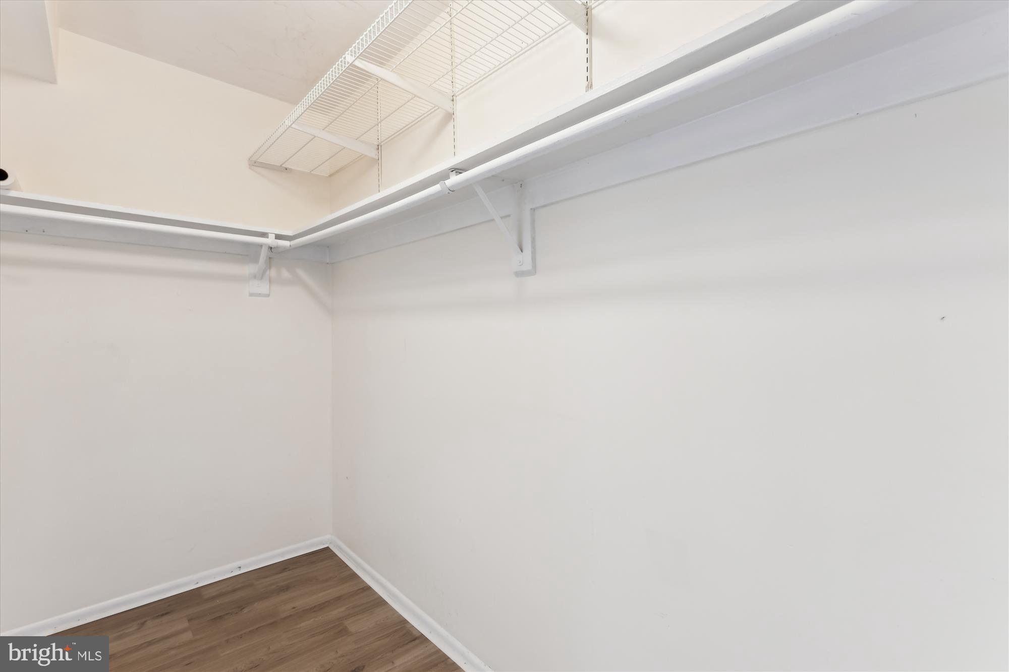 2032 ROYAL FERN COURT 11A