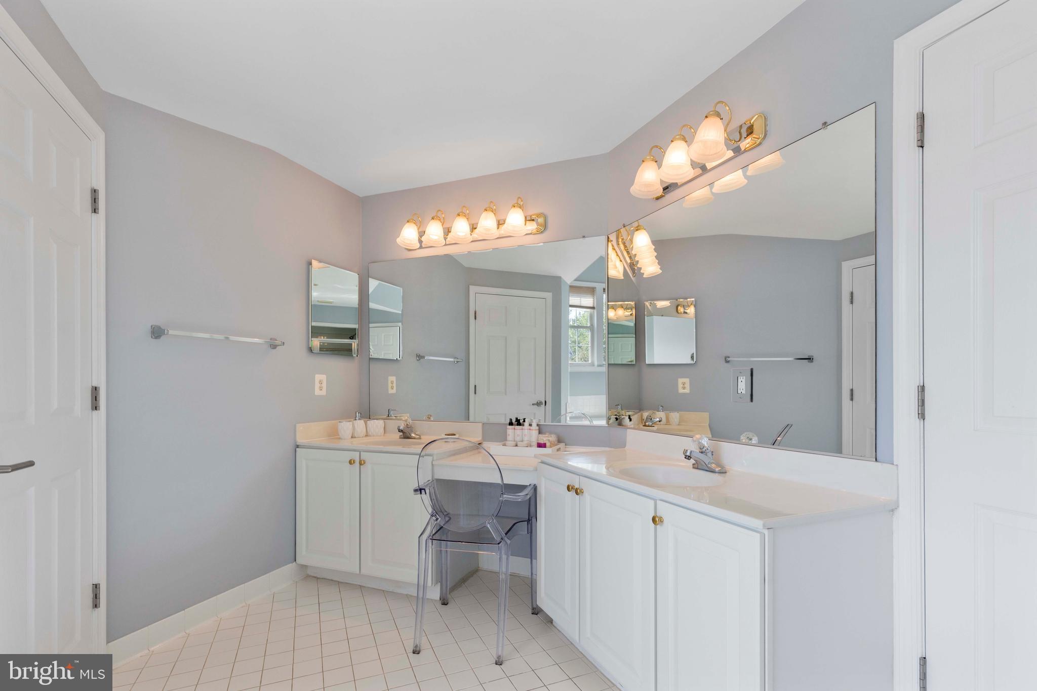 12980 HIGHLAND OAKS COURT