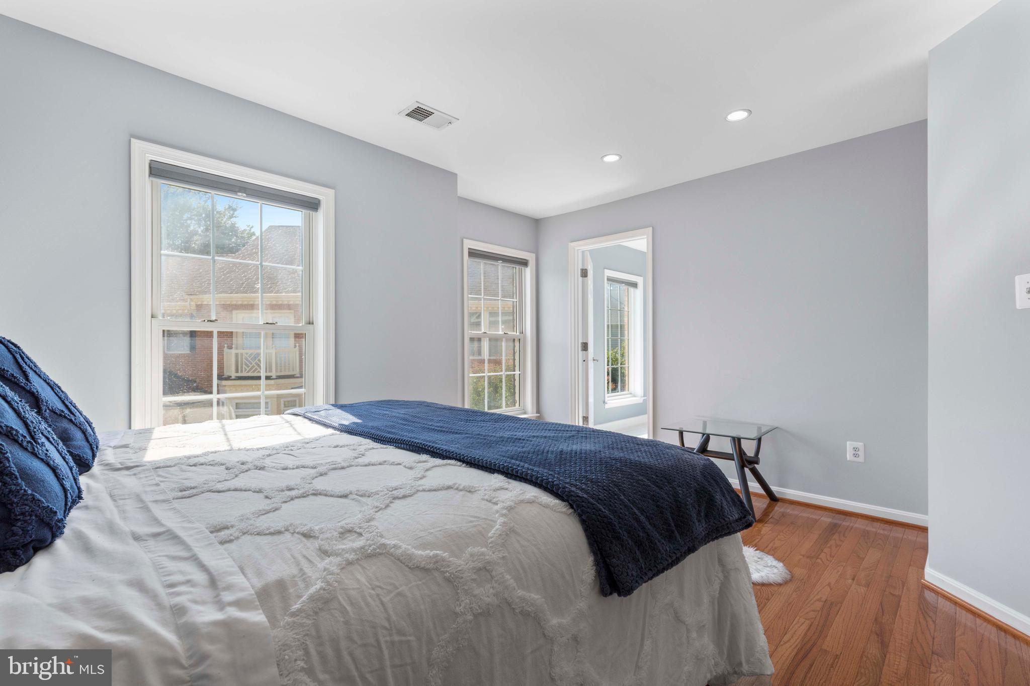 12980 HIGHLAND OAKS COURT