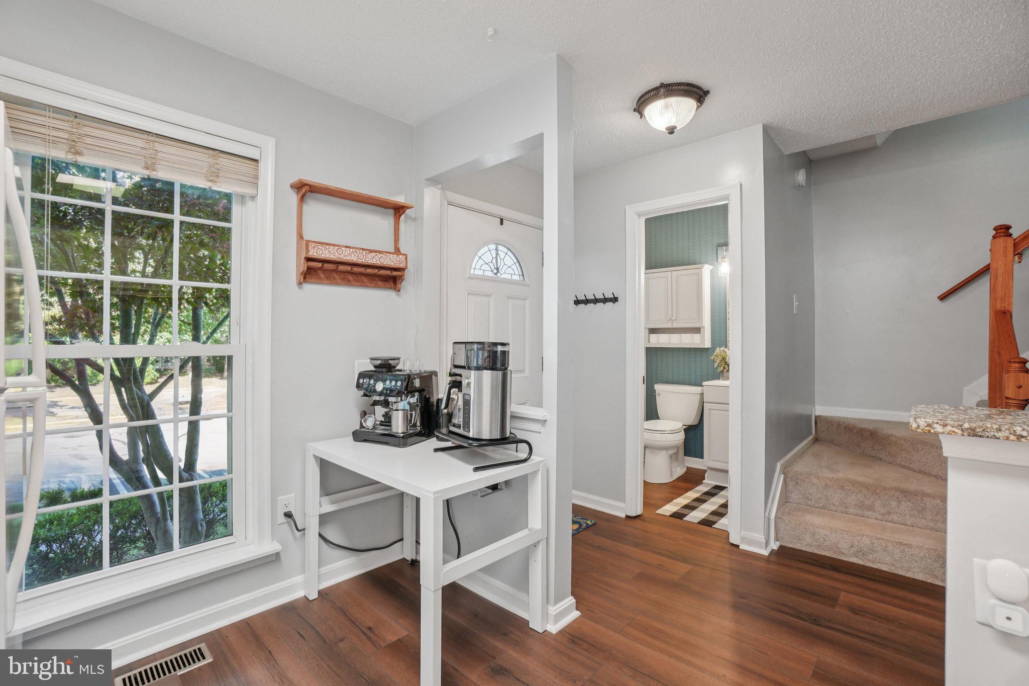 6575 OLD CARRIAGE DRIVE