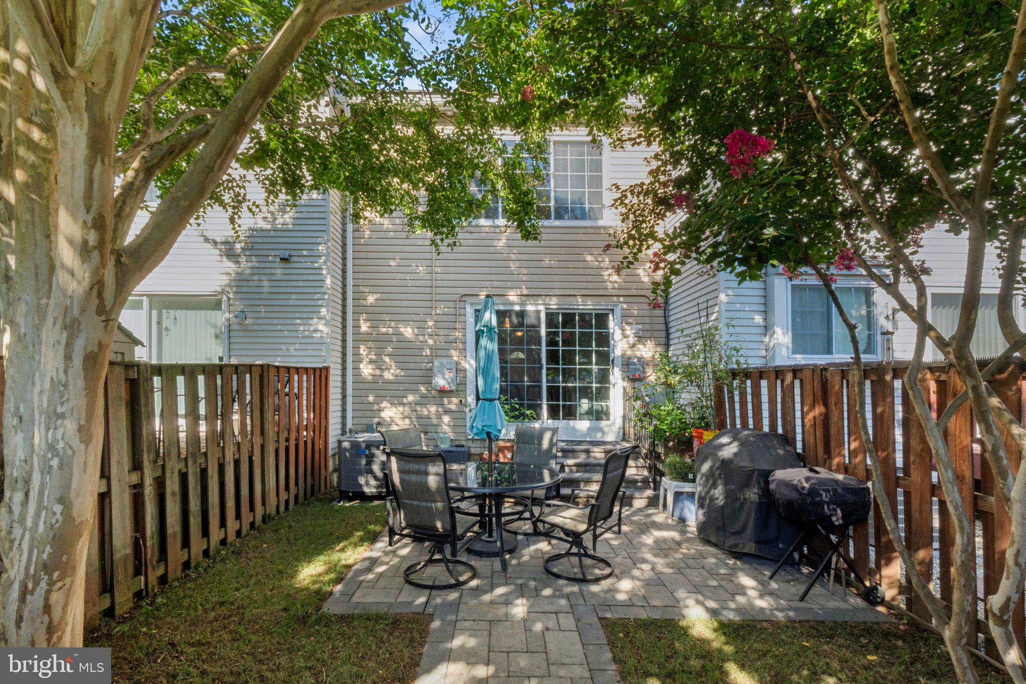 6575 OLD CARRIAGE DRIVE