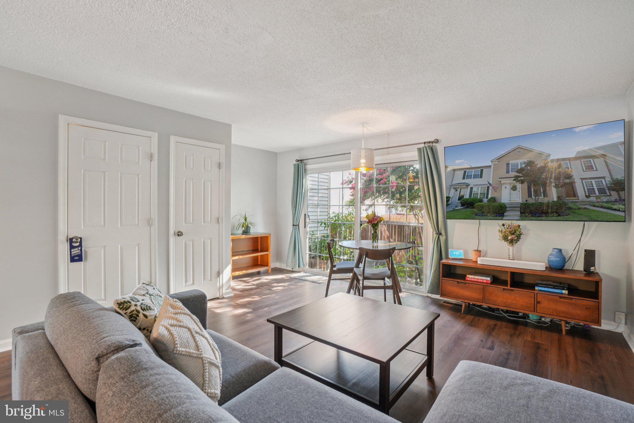 6575 OLD CARRIAGE DRIVE