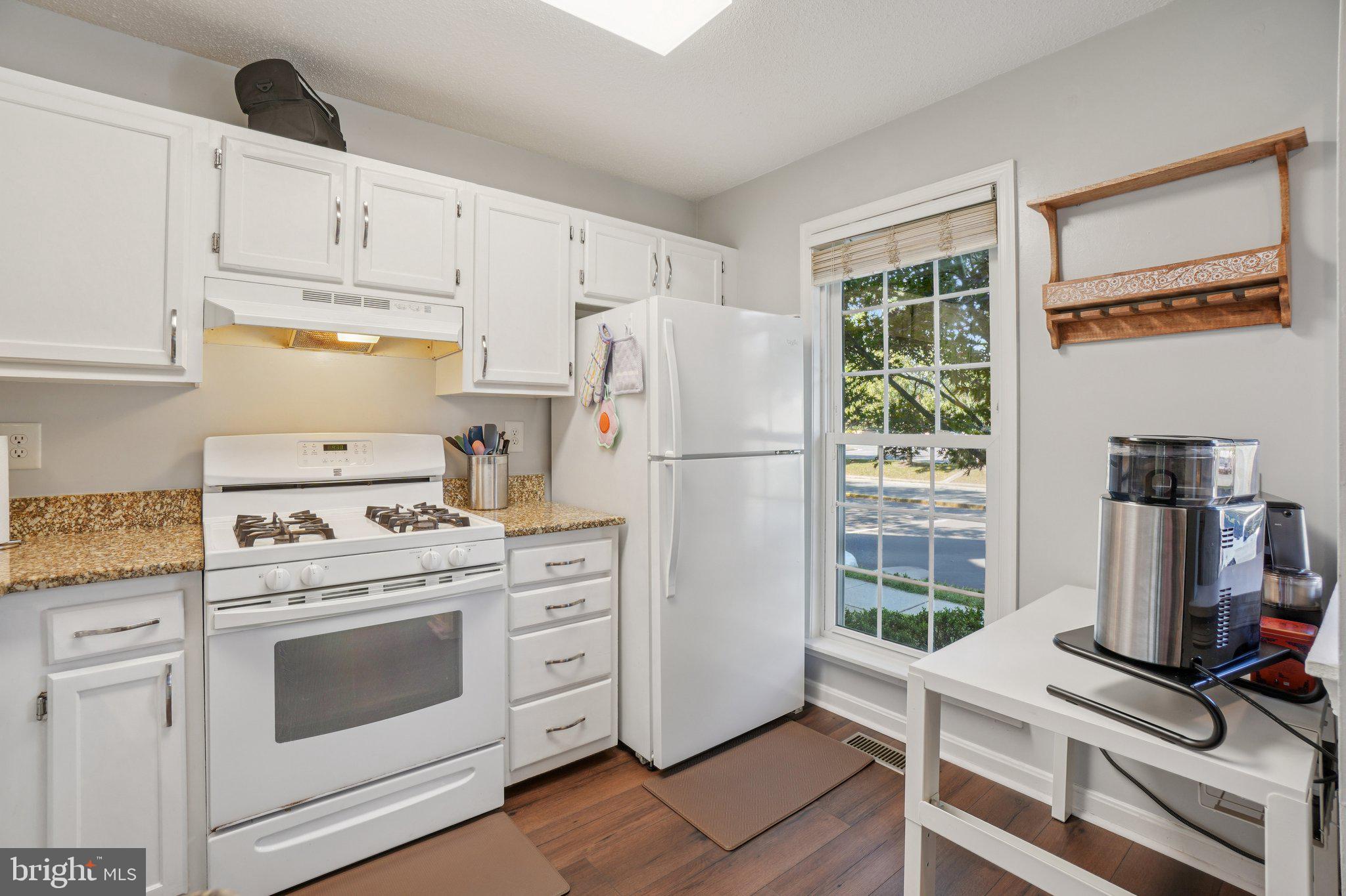 6575 OLD CARRIAGE DRIVE