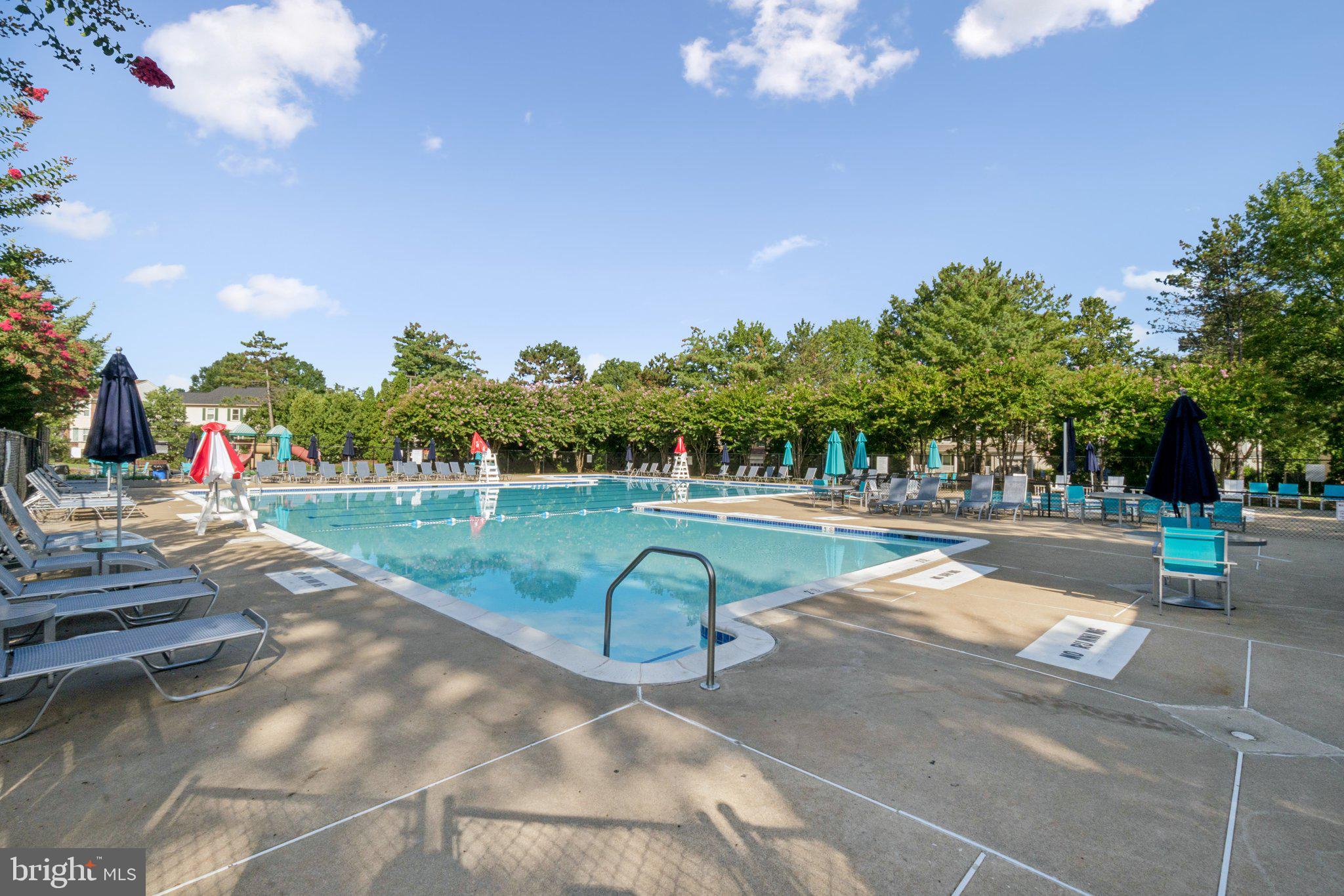 6575 OLD CARRIAGE DRIVE