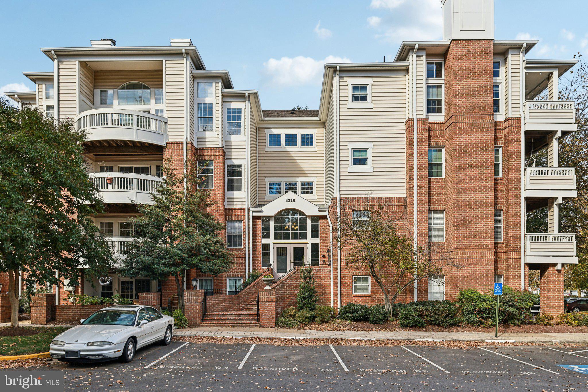 4225 MOZART BRIGADE LANE 94