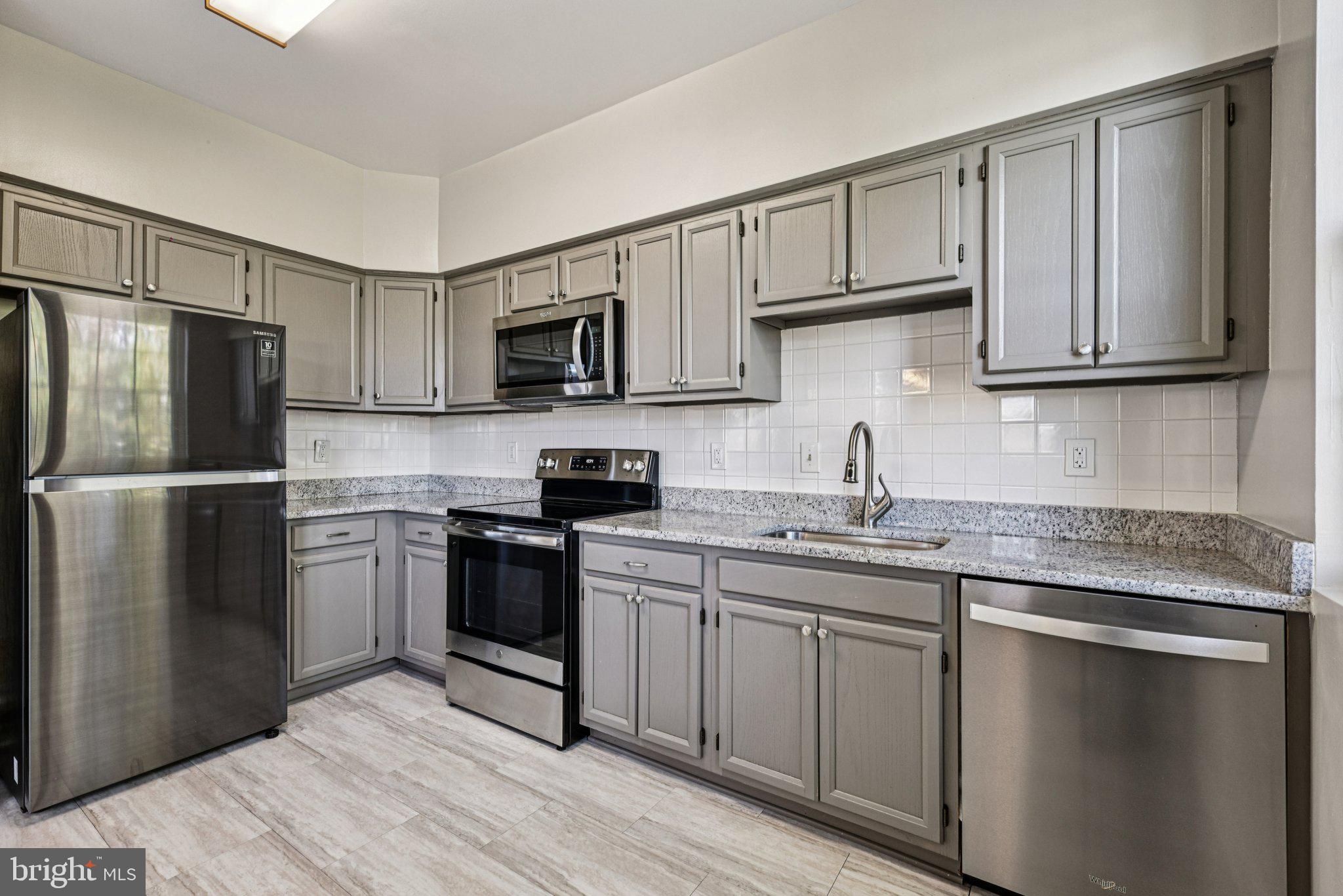 4225 MOZART BRIGADE LANE 94