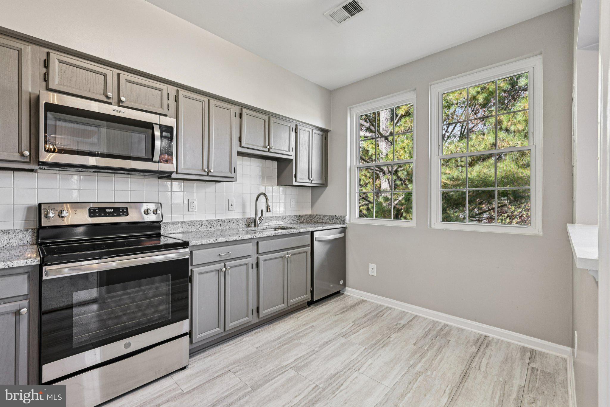 4225 MOZART BRIGADE LANE 94