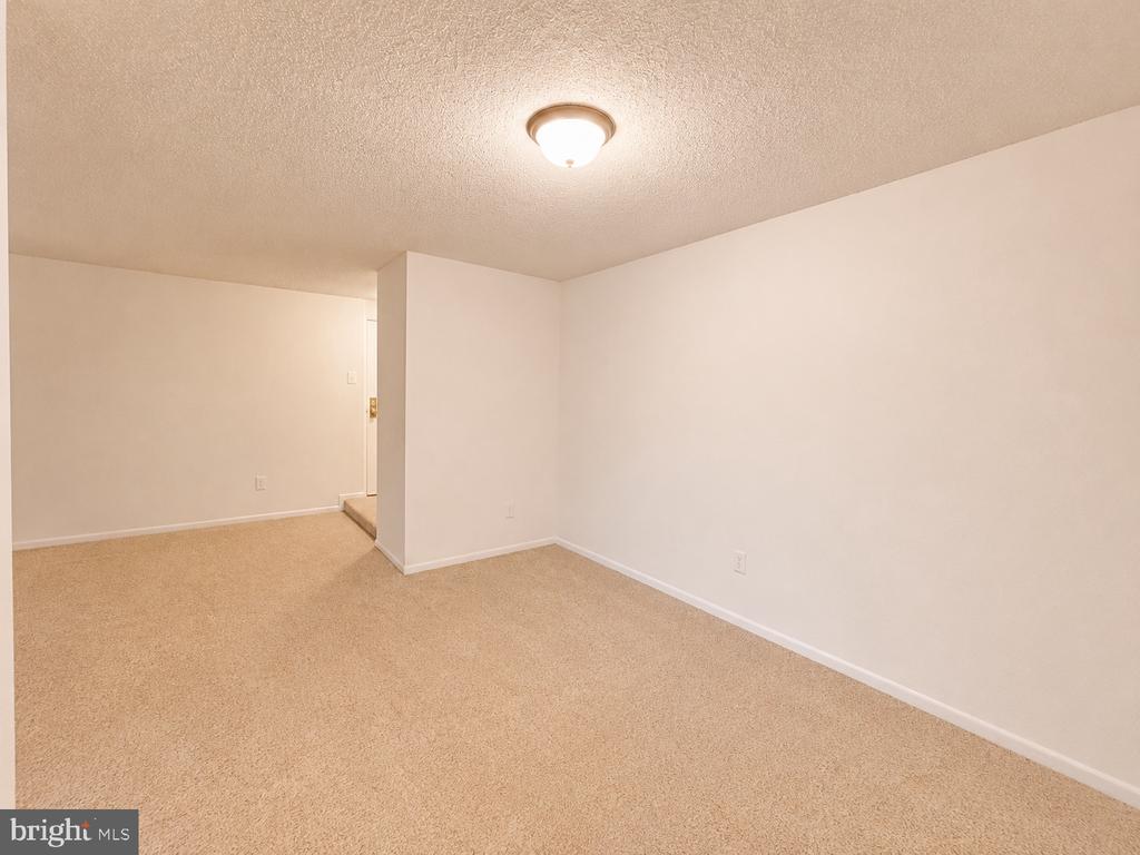 10204 BUSHMAN DRIVE 324