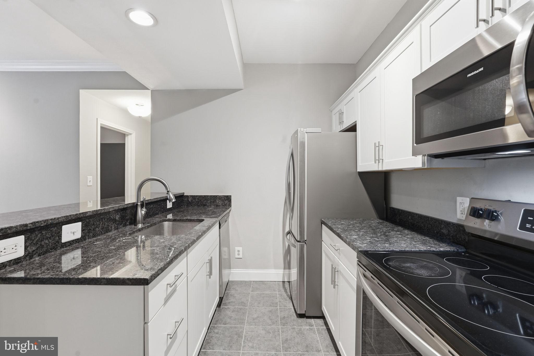 12155 PENDERVIEW TERRACE 823