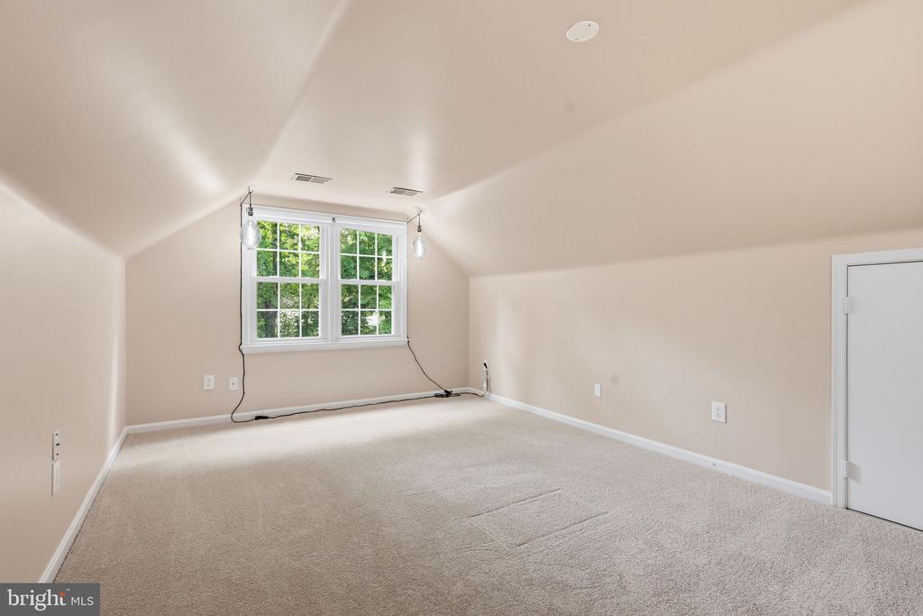 11913 HOLLY SPRING DRIVE