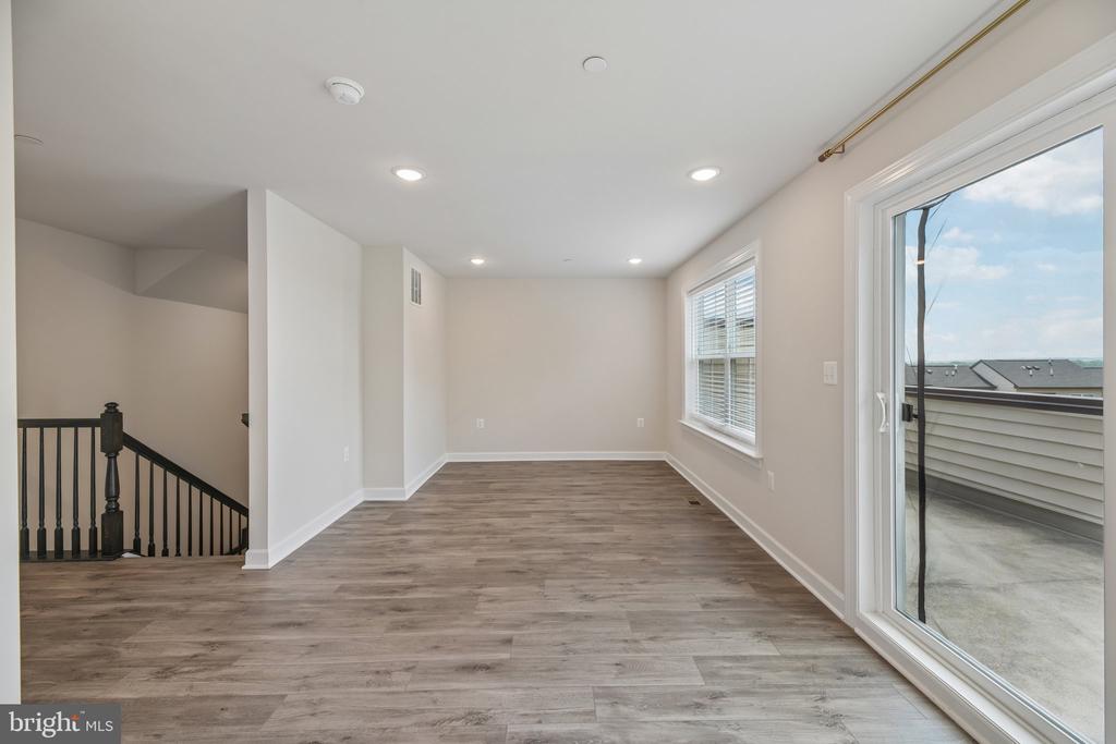 7202 MOUNTAINEER DRIVE