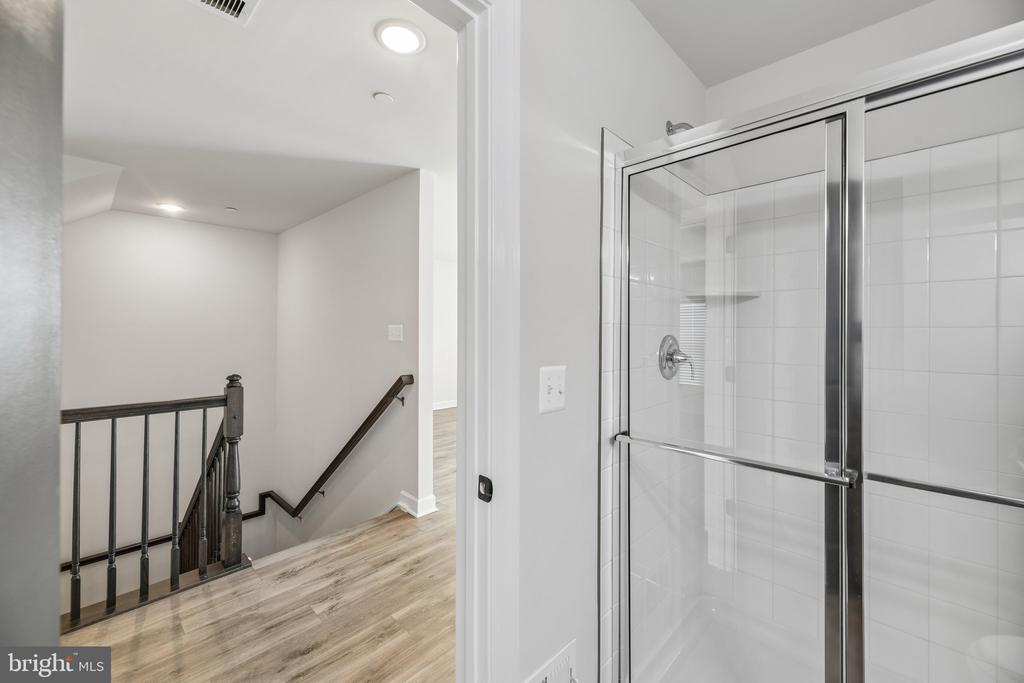 7202 MOUNTAINEER DRIVE