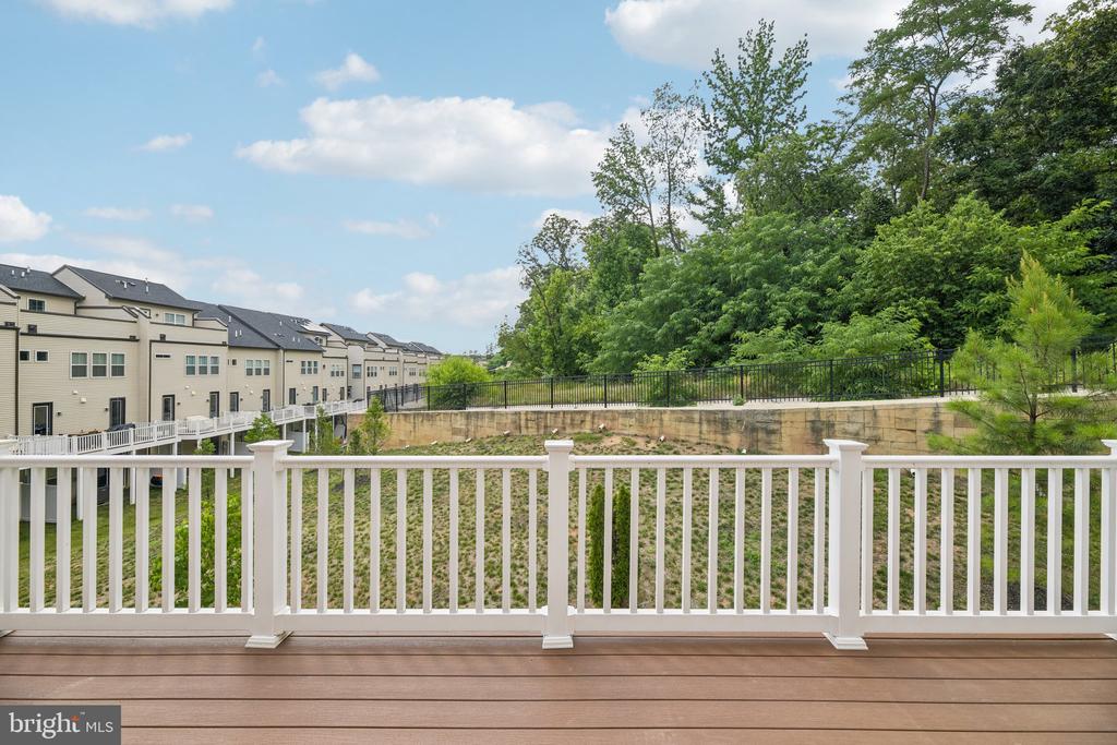 7202 MOUNTAINEER DRIVE