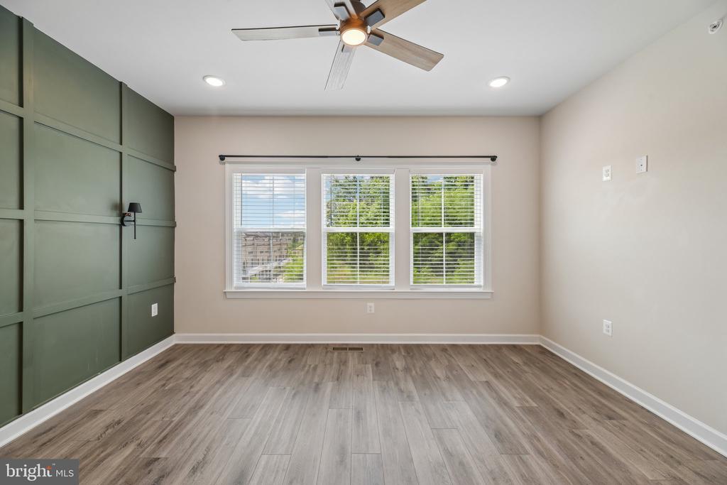7202 MOUNTAINEER DRIVE