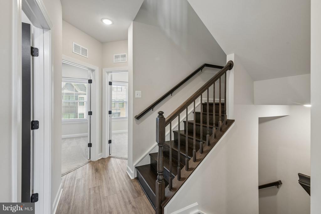 7202 MOUNTAINEER DRIVE