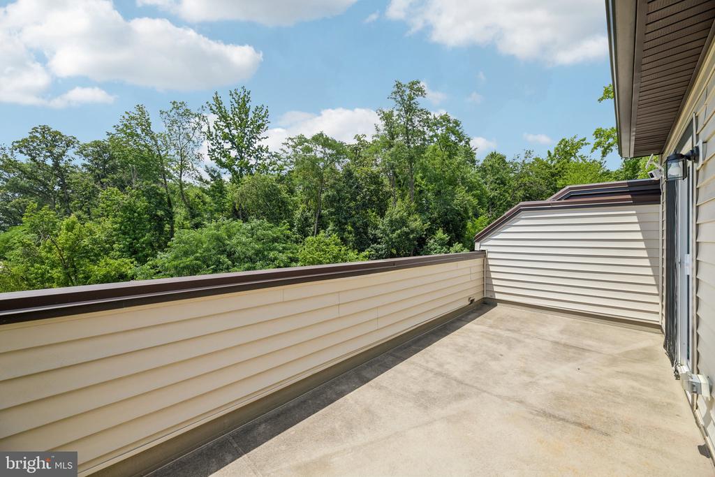 7202 MOUNTAINEER DRIVE