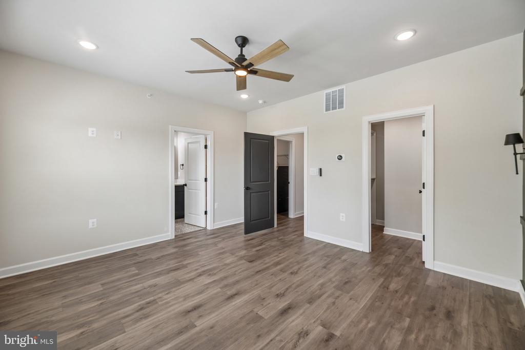 7202 MOUNTAINEER DRIVE