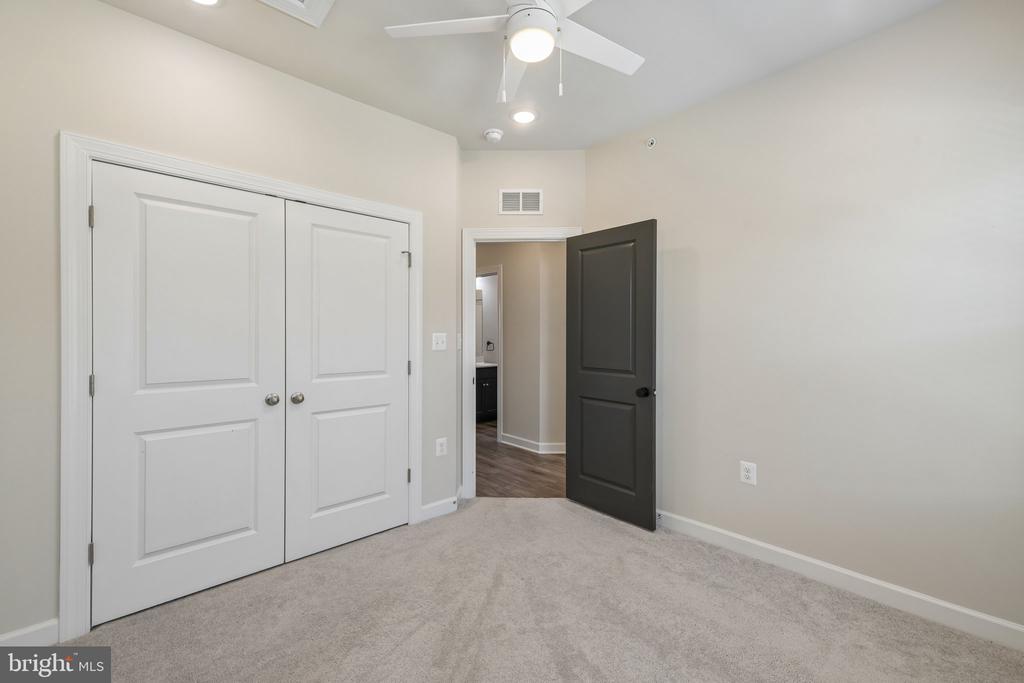 7202 MOUNTAINEER DRIVE