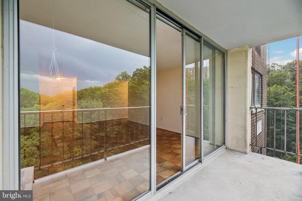 2059 HUNTINGTON AVENUE Unit: 1106