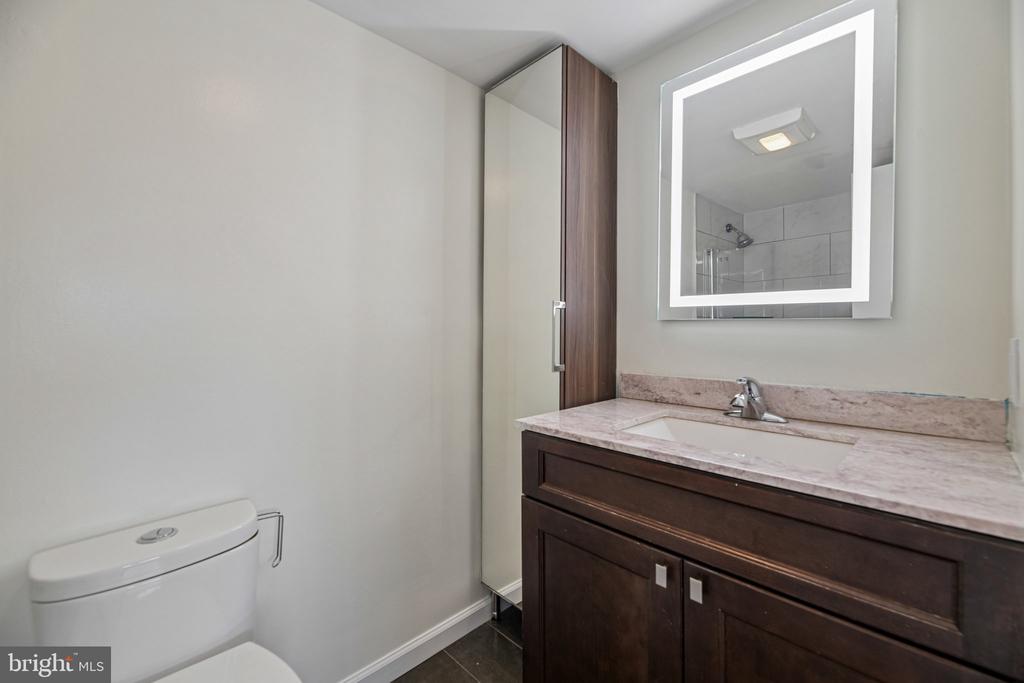 2059 HUNTINGTON AVENUE Unit: 1106