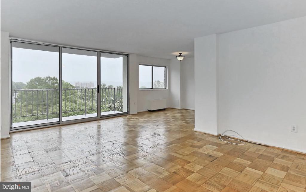 2059 HUNTINGTON AVENUE Unit: 1106