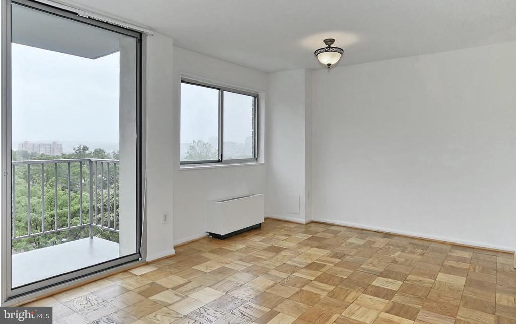 2059 HUNTINGTON AVENUE Unit: 1106
