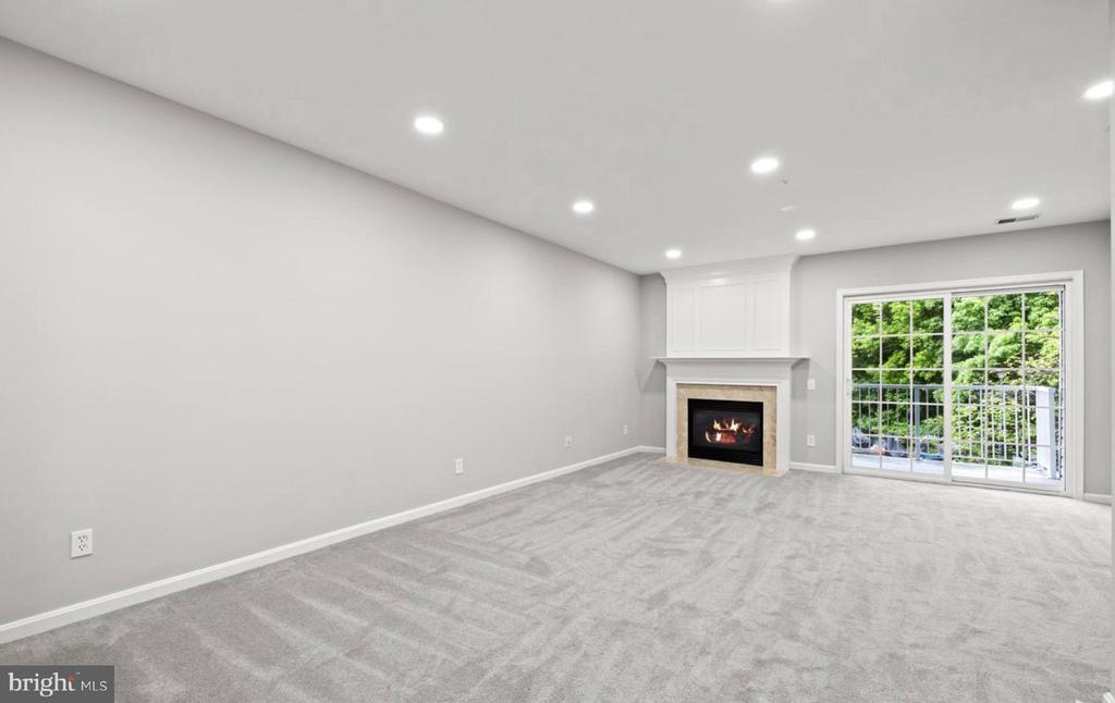 5980 KIMBERLY ANNE WAY