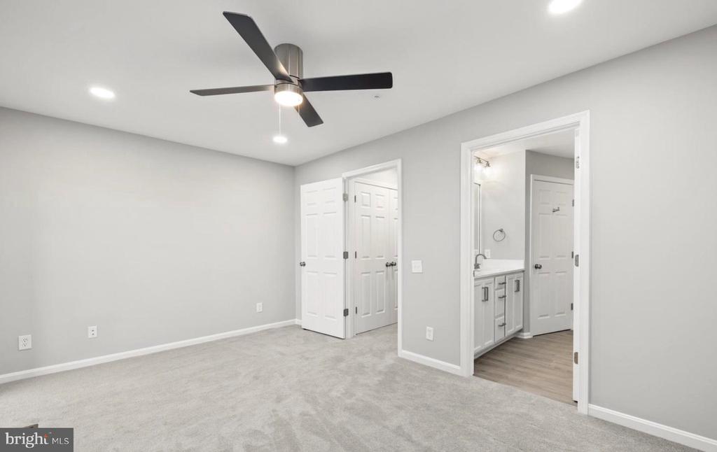 5980 KIMBERLY ANNE WAY