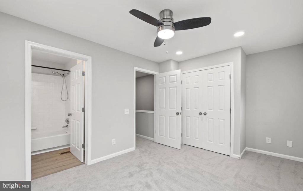 5980 KIMBERLY ANNE WAY