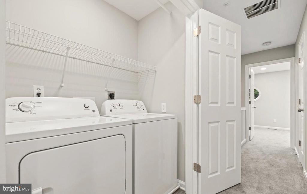 5980 KIMBERLY ANNE WAY