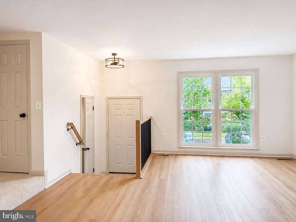 14608 FLOWER HILL COURT