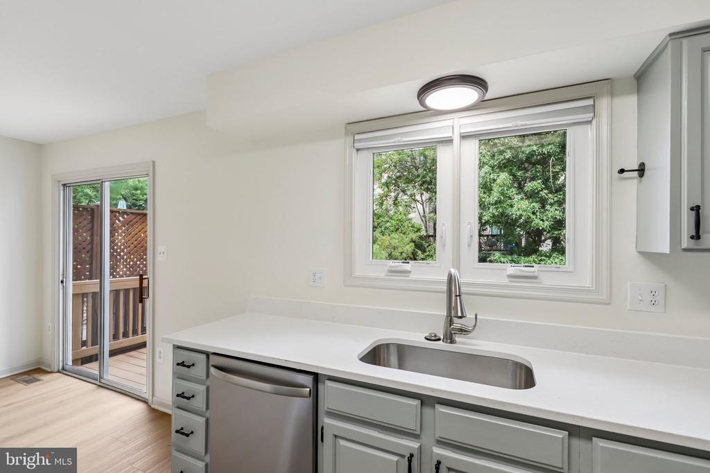 14608 FLOWER HILL COURT