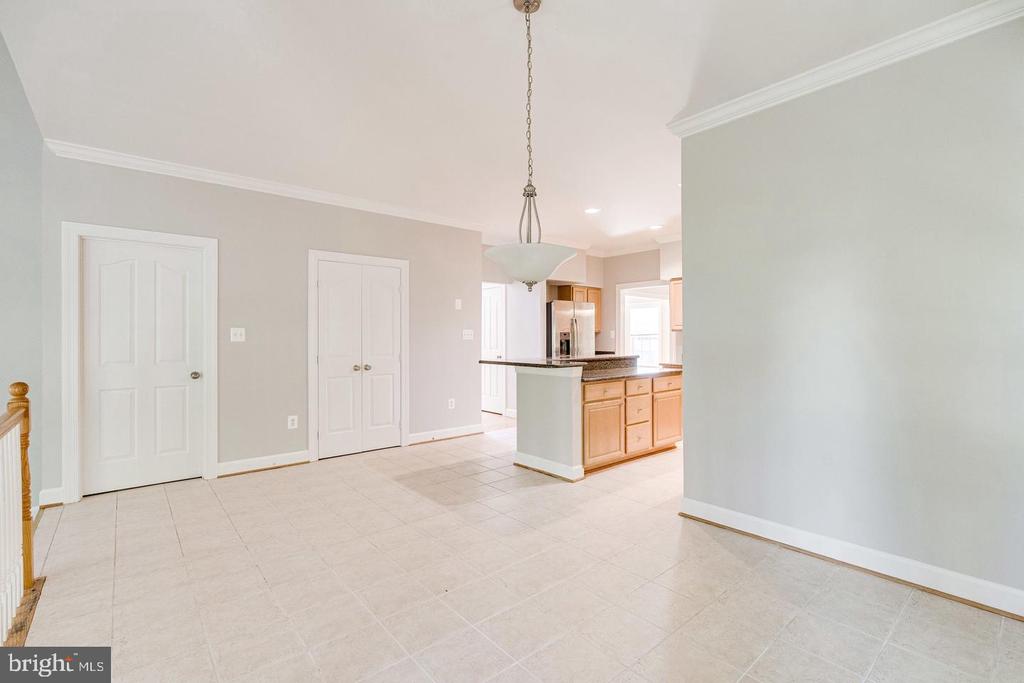 1168 TAJI COURT
