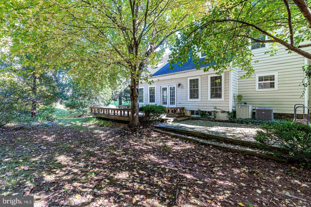 1168 TAJI COURT