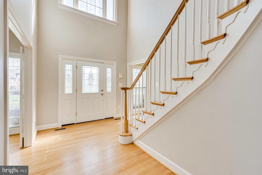 1168 TAJI COURT