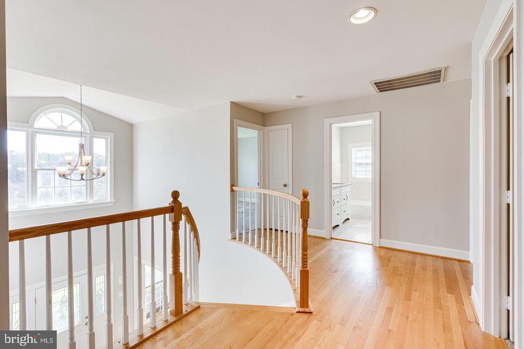 1168 TAJI COURT