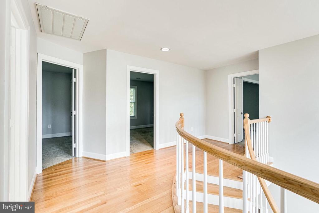 1168 TAJI COURT