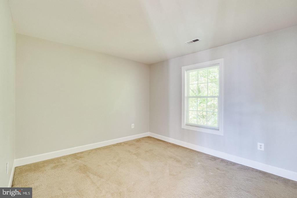 1168 TAJI COURT