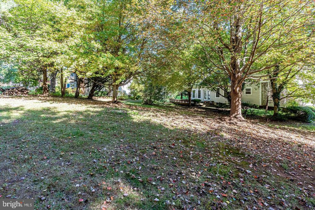 1168 TAJI COURT