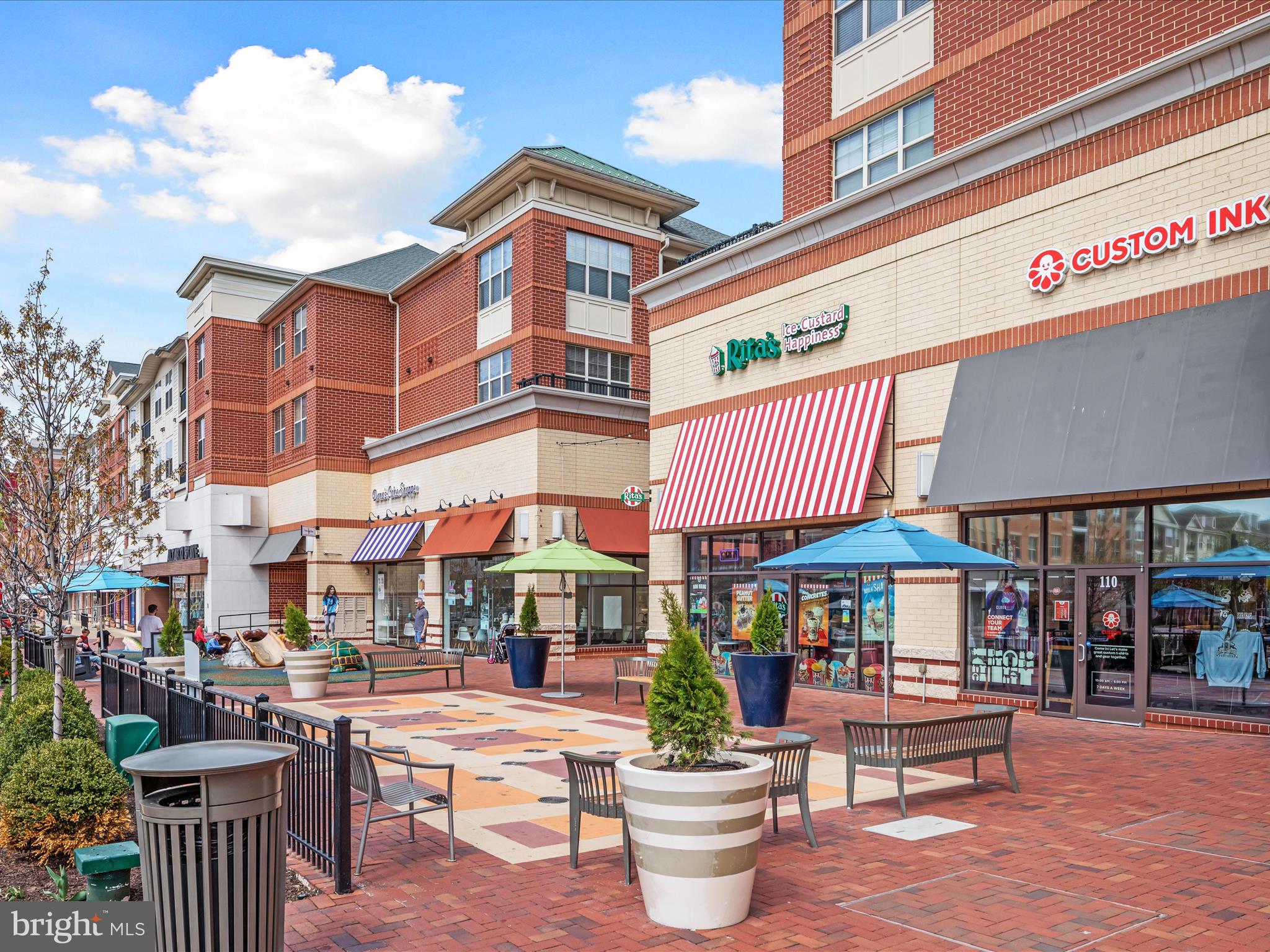 1002 RIBBON LIMESTONE TERRACE SE