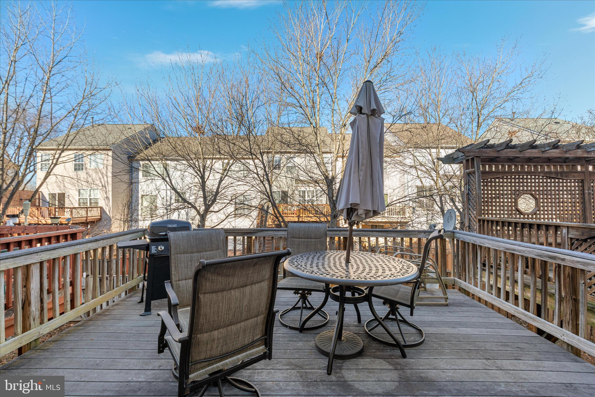 21491 RUSTY BLACKHAW SQUARE