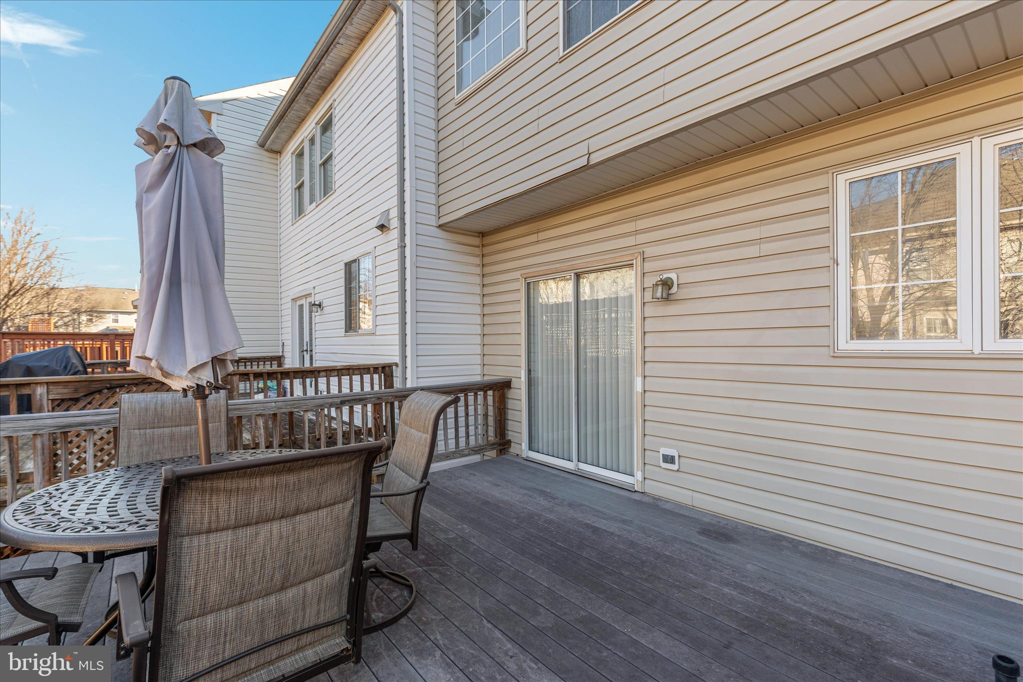 21491 RUSTY BLACKHAW SQUARE